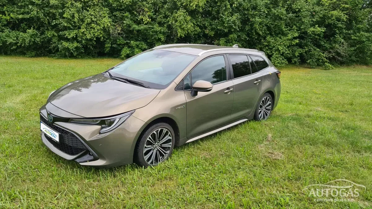 Toyota Corolla Combi 2.0 Hybrid
